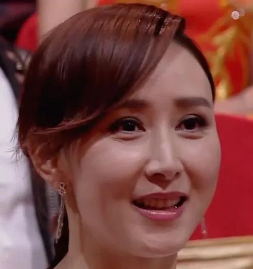 比素颜还残忍!明星的大头无修图变颜值鉴定神器