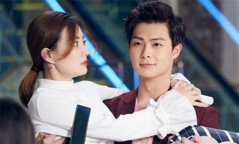 徐璐张铭恩吃海底捞