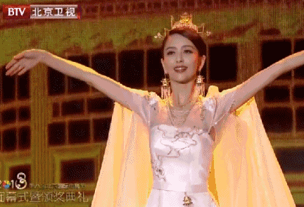 现在的佟丽娅气场十足,美得脱胎换骨,网友:陈思成会后悔吗?