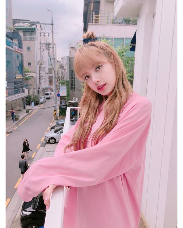 blackpink写真单人_blackpink组合成员lisa