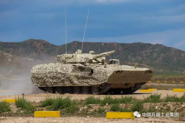 vn17履带式步兵战车 vt5主战坦克 vt4坦克行进间射击.