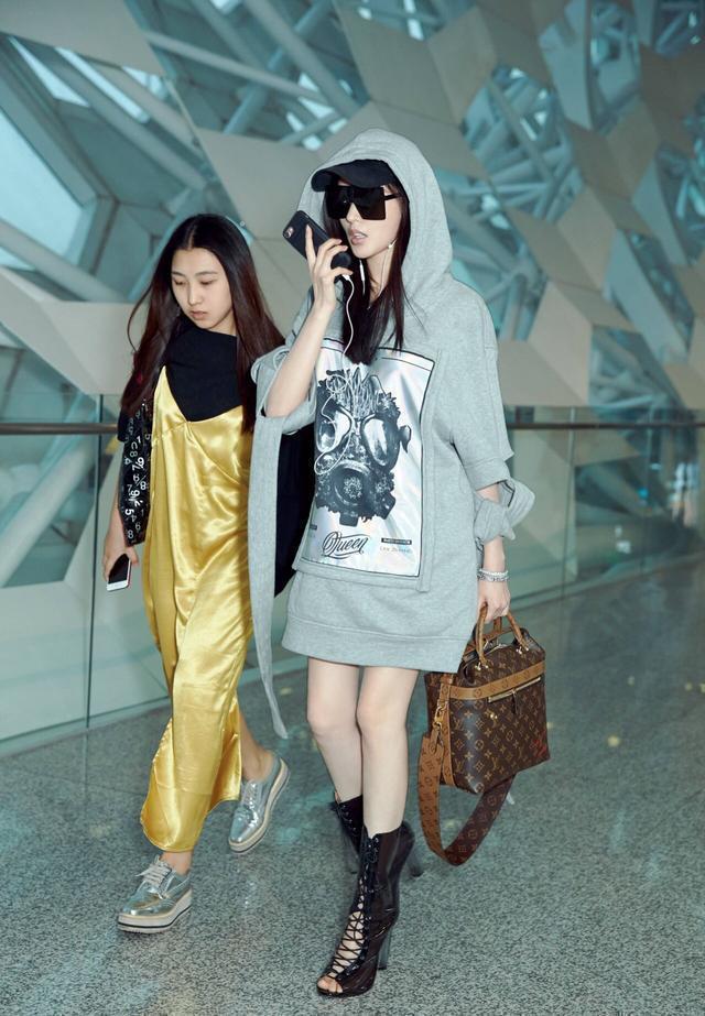 颜值扛把子的明星助理,赵丽颖助理变女神,吉克