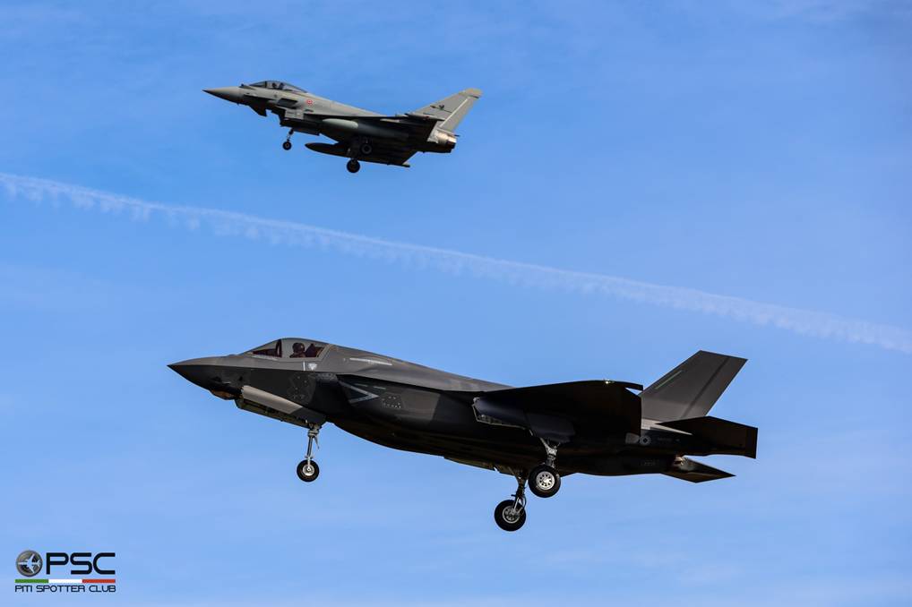 意产F35B在台风战机伴飞下首飞