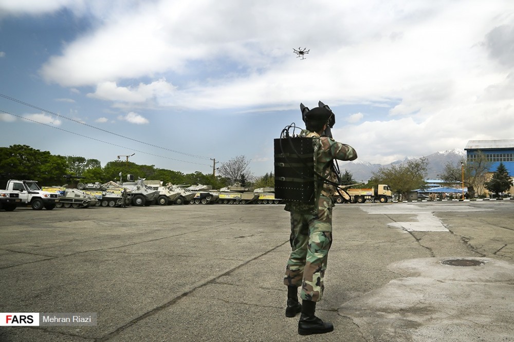 伊朗集中展示自研陆军装备 新奇玩意不少