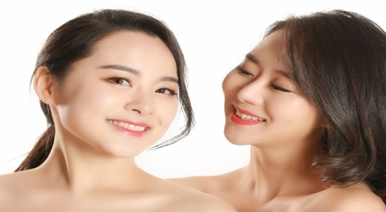 大制作扎堆新年 小成本电影《周末情侣》简单