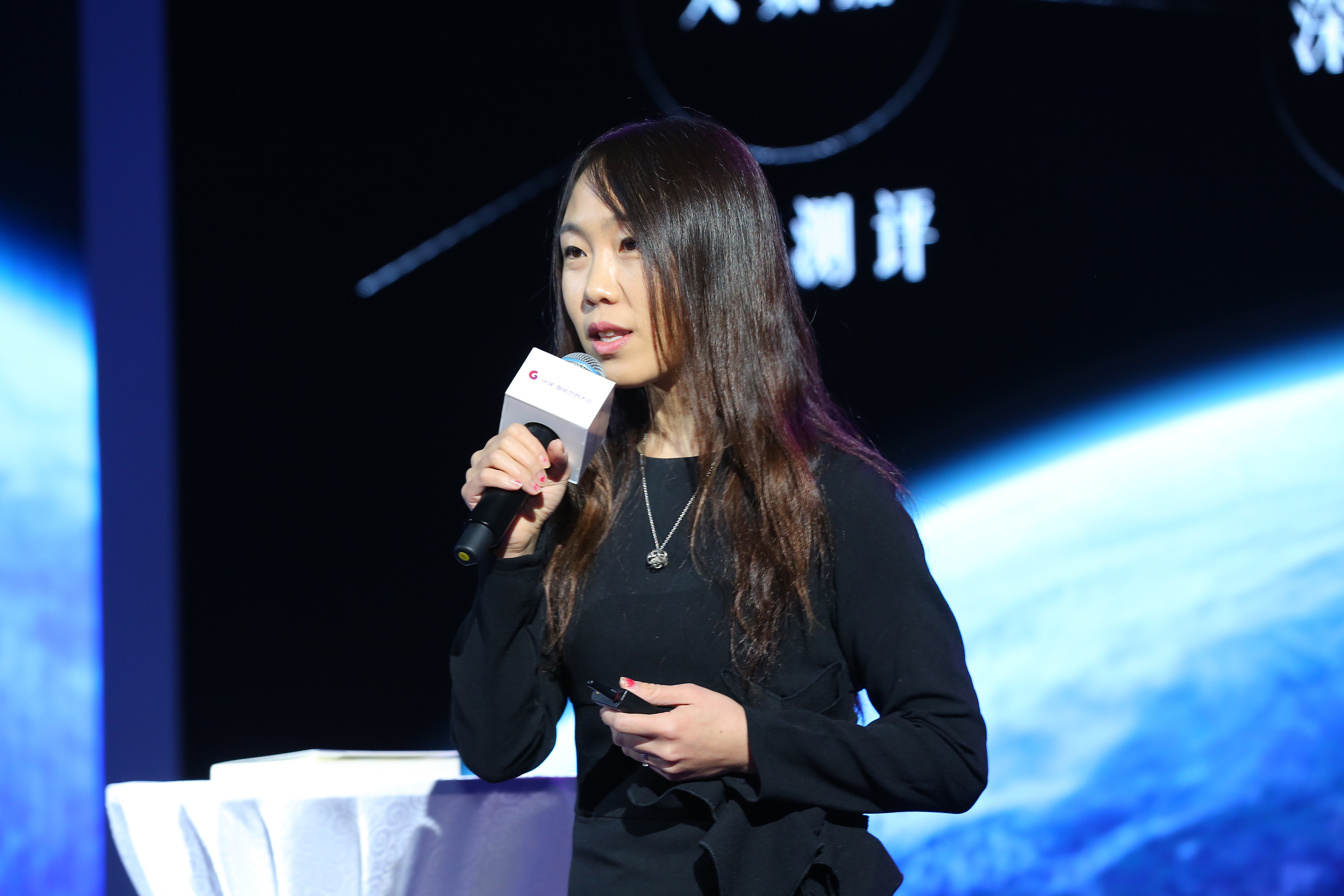 知名科幻作家,雨果奖得主郝景芳