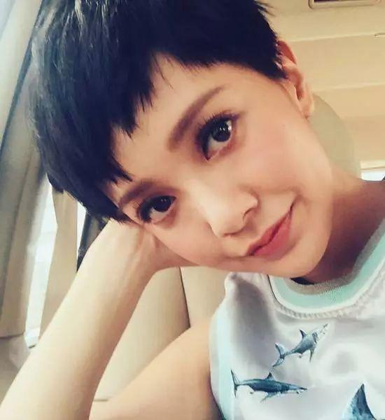 减龄\/修饰脸型?学迪丽热巴剪个刘海全部搞定