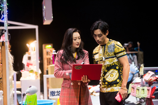 《明星大侦探3》鬼鬼神曲洗脑 王鸥美艳回归