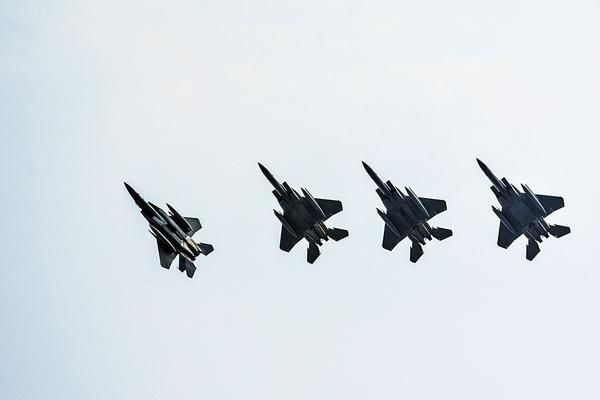 美国空军和海军陆战队演习 美现役战机全亮相