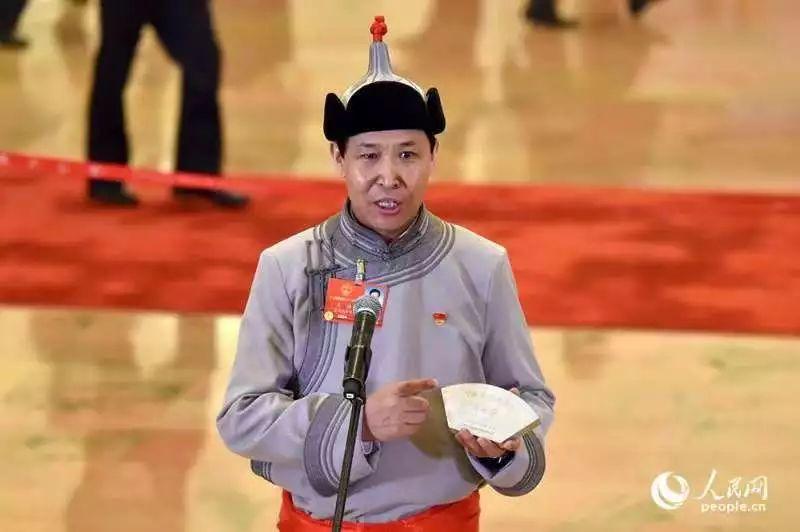 2018年两会,全国人大代表,青海省海西州委副书记,州长孟海在人民