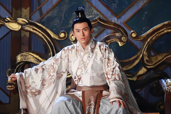 又一明星和于正解约?张哲瀚在微博中感谢提携!