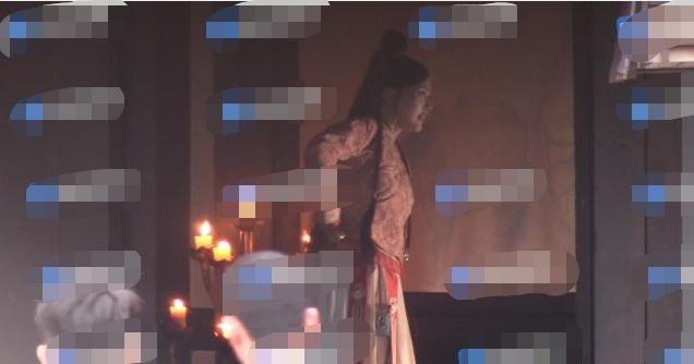 唐嫣否认怀孕后却遭“打脸”?片场被网友偶遇,指其起身都困难!