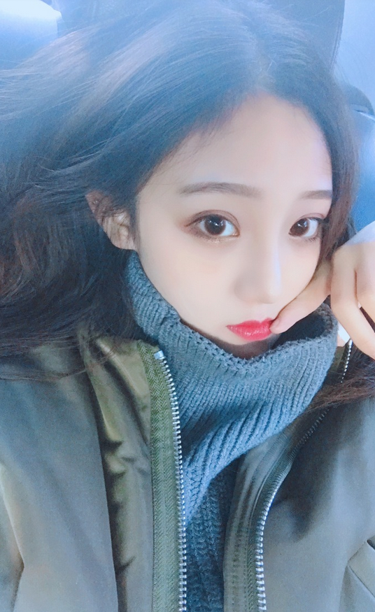 又是网红?王思聪新女友疑曝光 穿情侣装秀恩爱