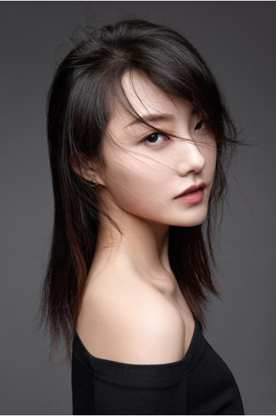 演员崔真真赴唐山公益活动 响应救助先心病儿童