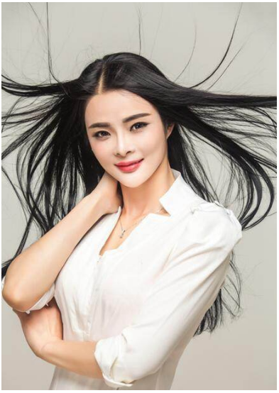 陌陌唐薇参赛《星光大道》 勇夺年度分赛冠军