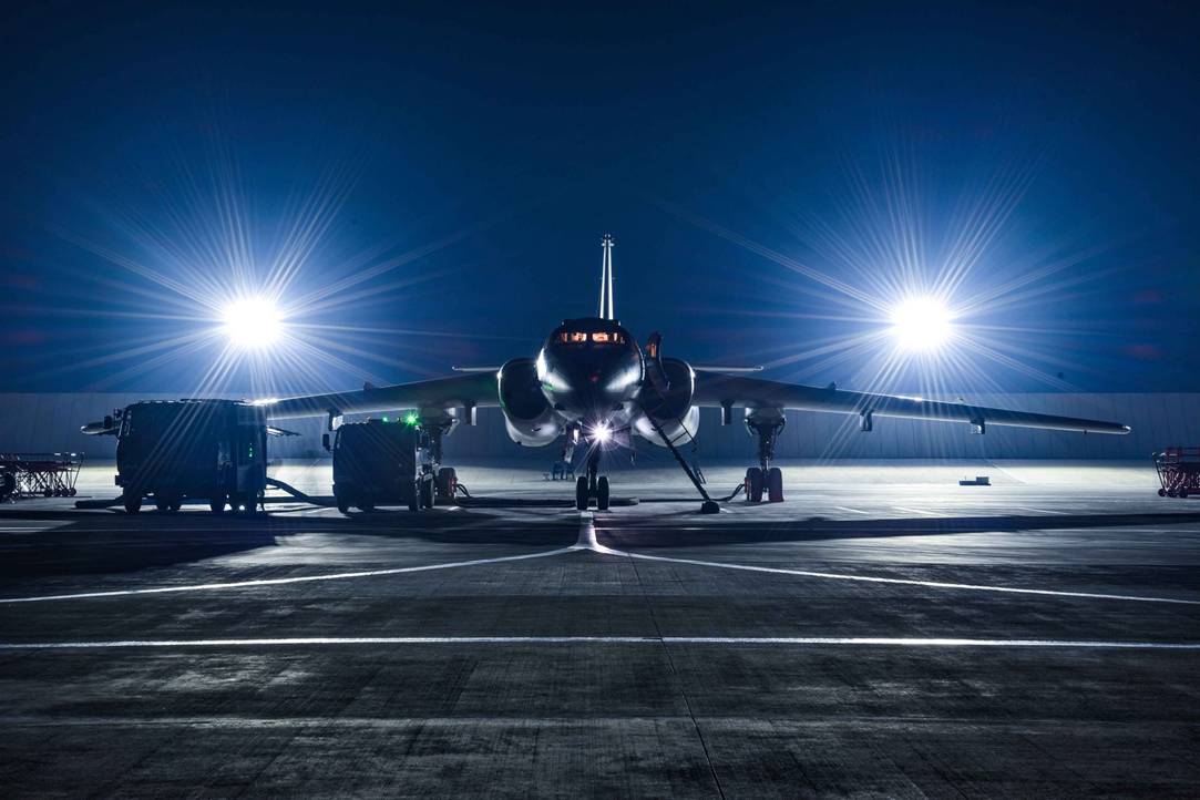 轰6轰炸机最帅正面照曝光