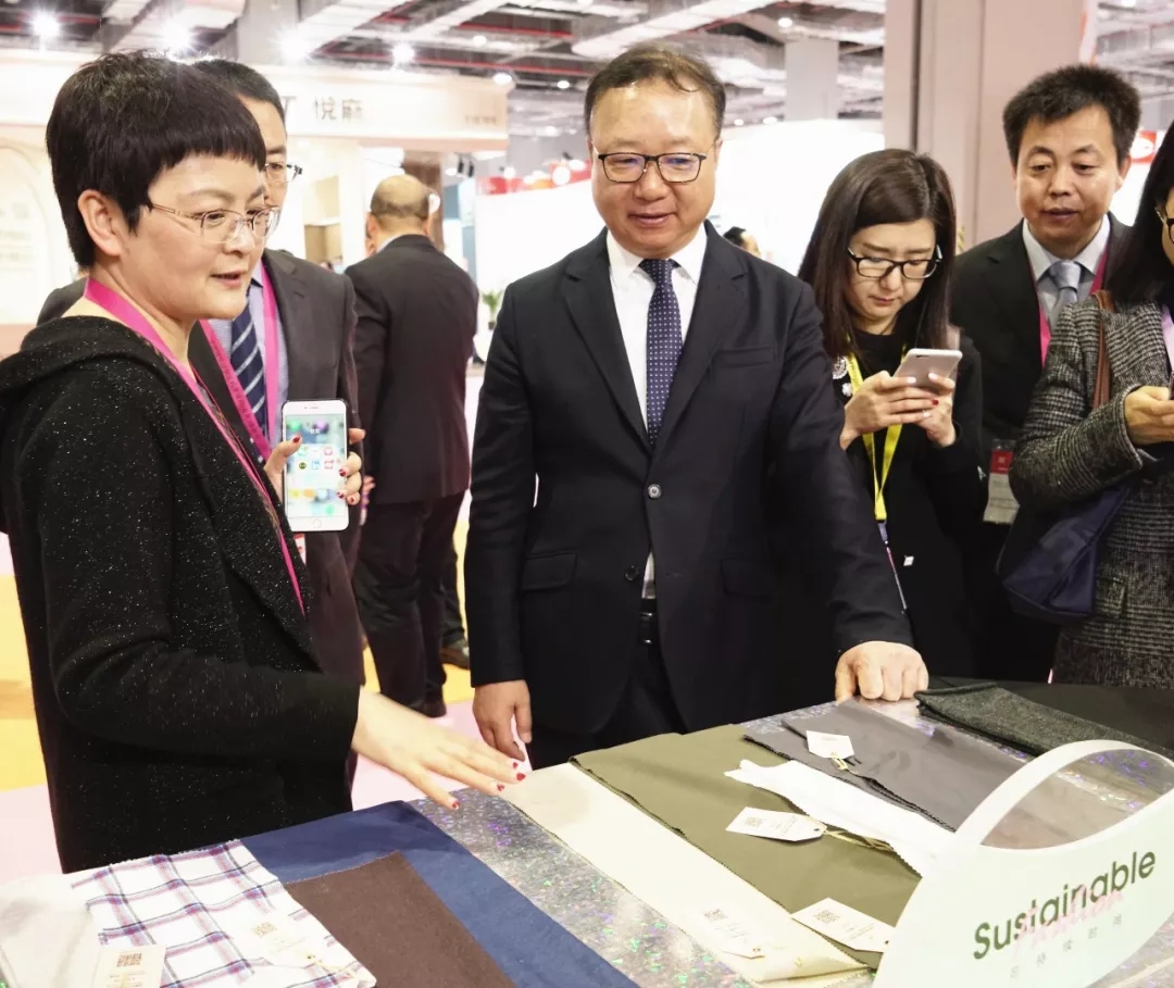 重建纺织时尚新风貌!2019春夏流行趋势精彩发