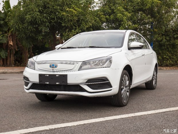 新设计/续航400km 吉利新款帝豪ev实车