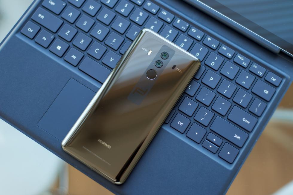 华为mate10保时捷设计版上手:9000元国产机皇