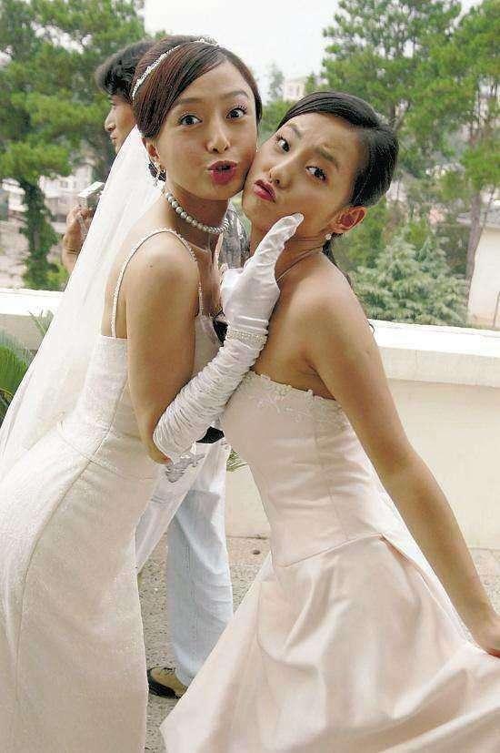 11年过去了,紫菱和绿萍依旧如少女,一个嫁高富帅,一个孤身一人