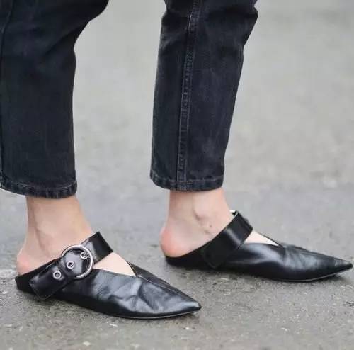 那些男生看不懂,女生却爱不够的鞋款