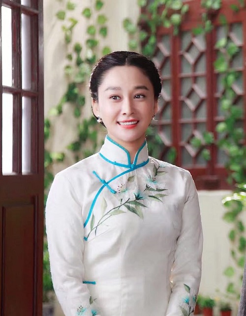 《魔都风云》即将开播 白雨变身魔术师引人期待