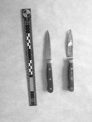 江苏一卖淫女家中遇害,现场第三把刀锁定抢劫