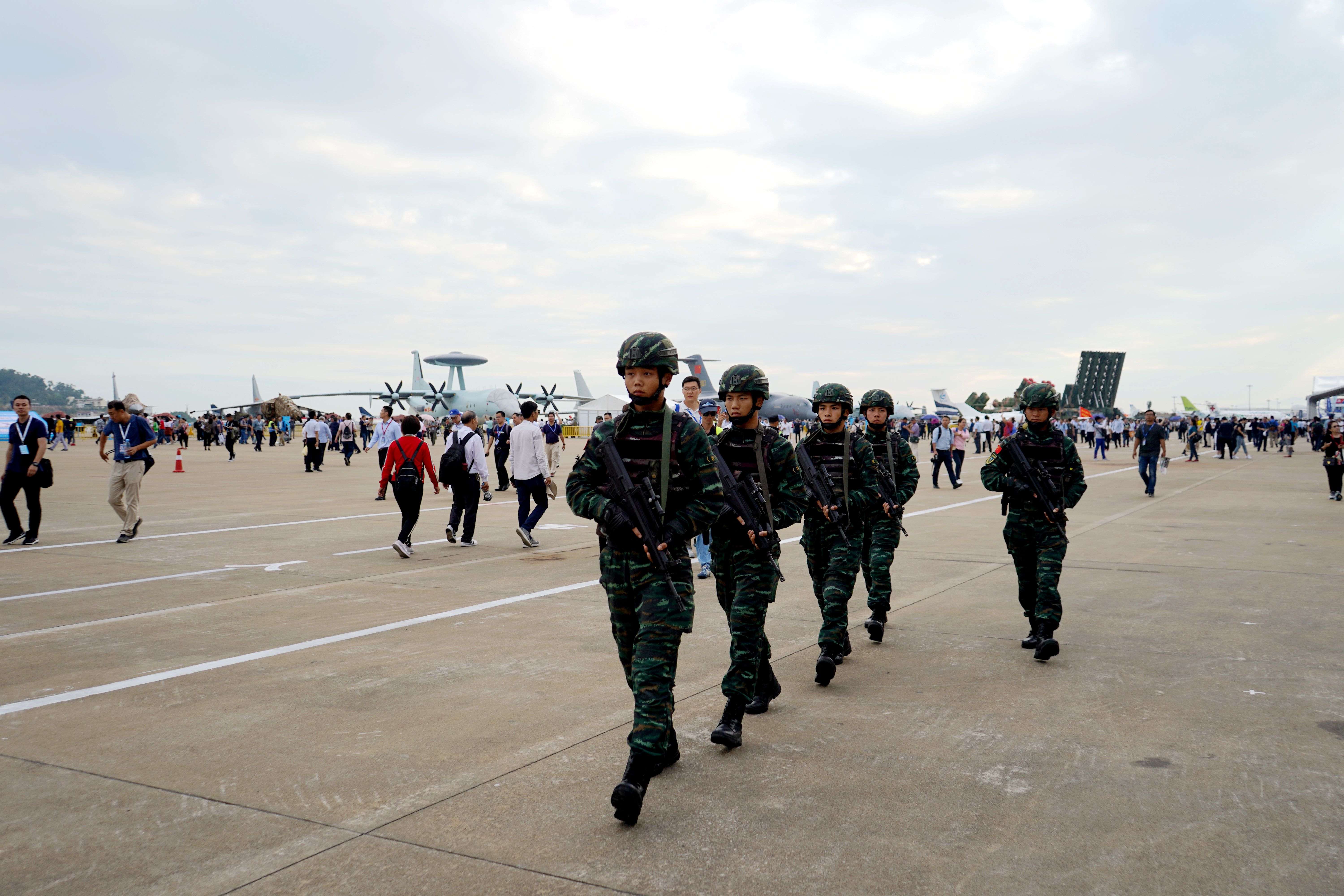 为精彩航展构筑坚固屏障!武警珠海支队打赢一场安保硬仗