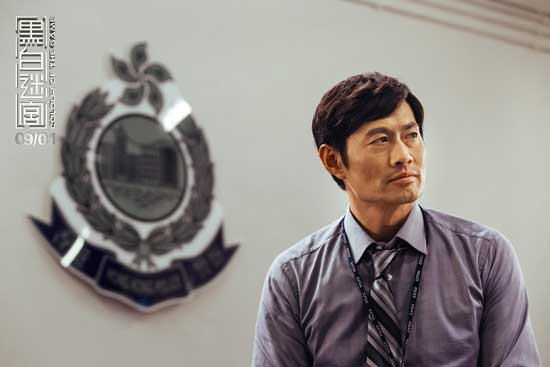 《黑白迷宫》全国上映获好评 再曝场景特辑