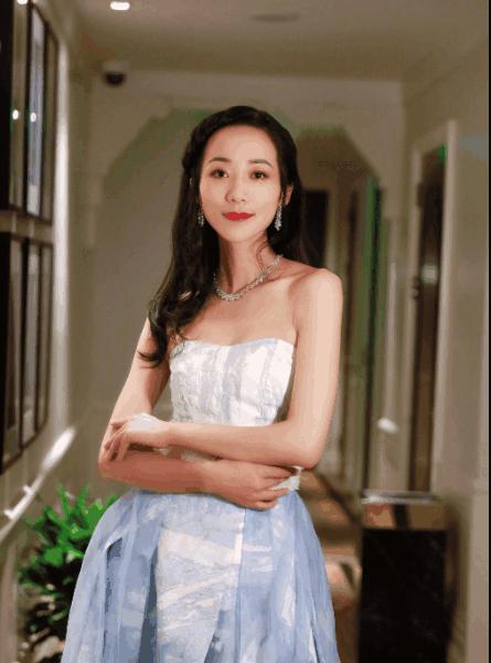 值得一提的是,本系列第二部《福星高照猪八戒》小编惊讶的发现里面