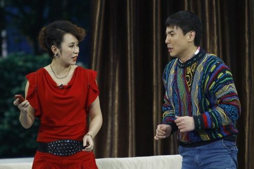 有知情人士透露,在联排中,"开心麻花"团队(沈腾,常远,鄂博)携原创小品