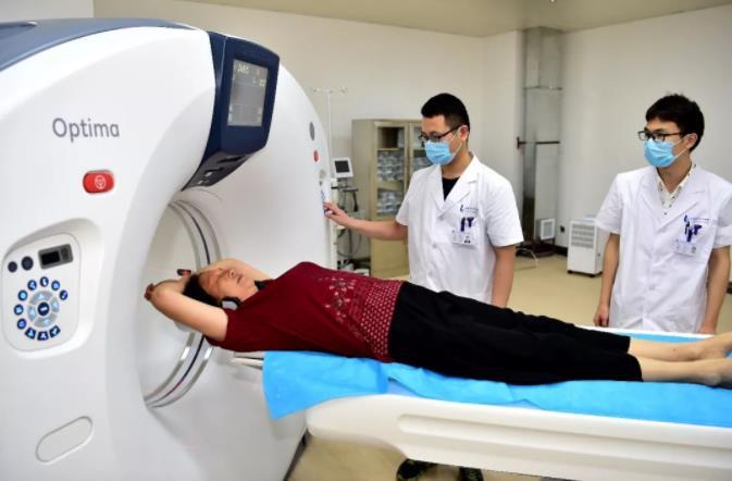 看病换家医院,为啥ct要再拍一遍?