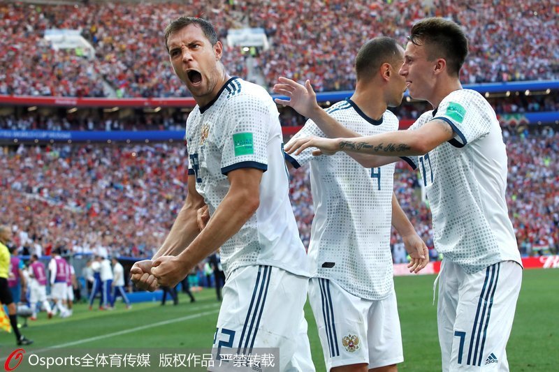 高清:阿金费耶夫建功 俄罗斯点球大战5-4淘汰西