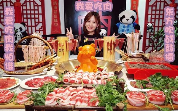 吃播也成为了时下推广美食的绝佳直播形式(图片引自微博 图为大胃王