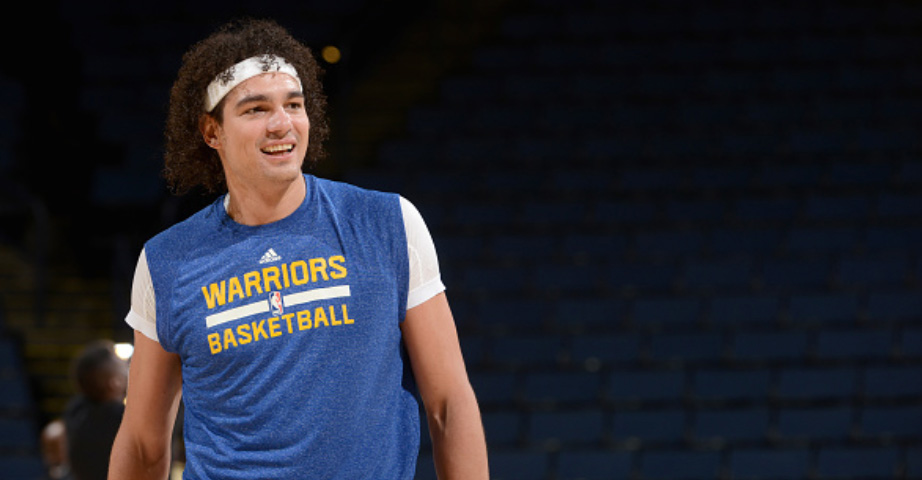 勇士投票决定对瓦莱乔颁发冠戒 瓦莱乔:我很荣幸