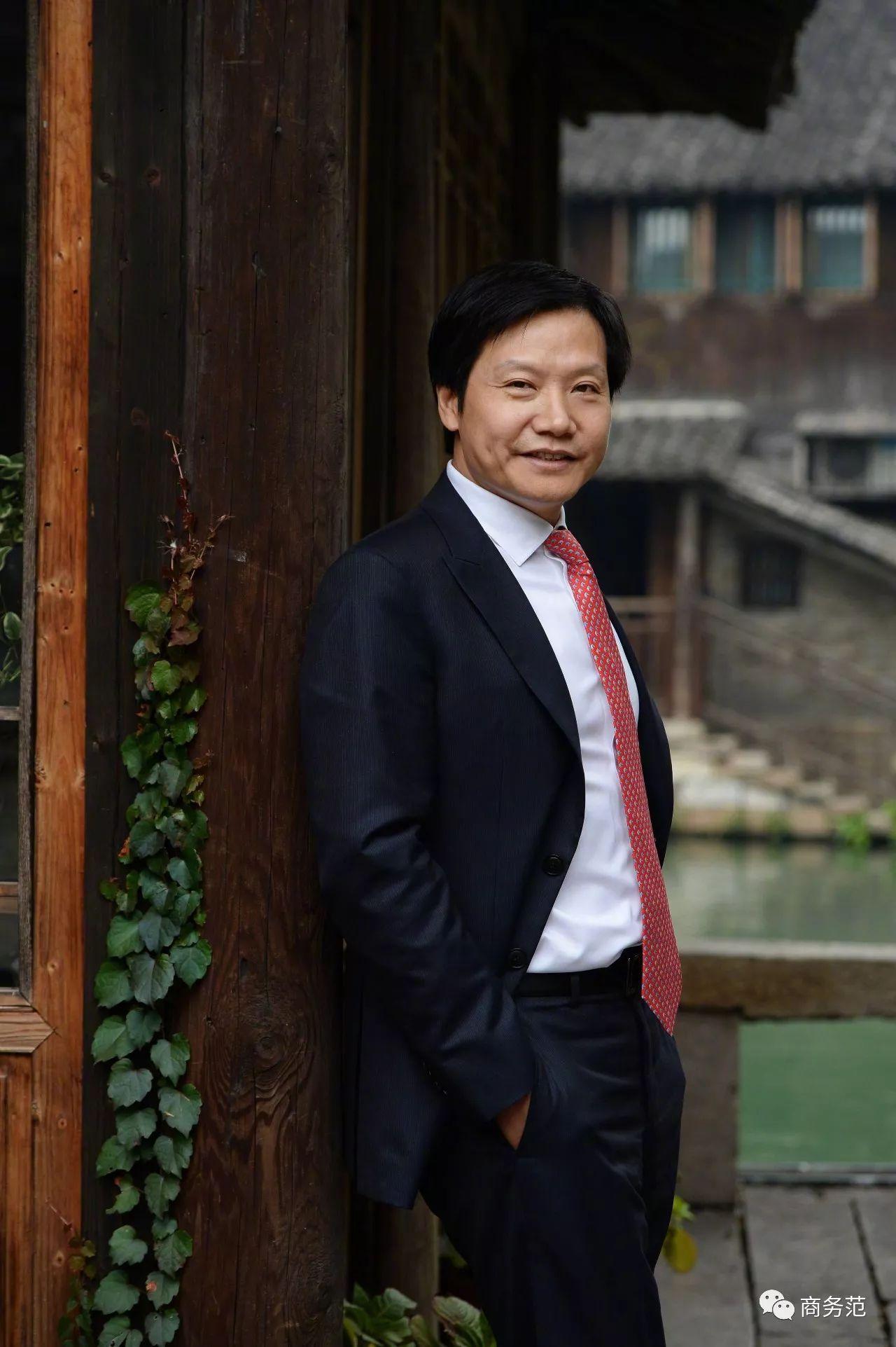 乌镇红毯哪家强:马云穿女款加拿大鹅,张朝阳浑身moncler,雷军玩街拍