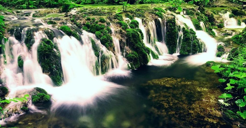 藤黄的喀纳斯 赭石的敦煌 竹青色的重渡沟 最美不过中国色 环游号